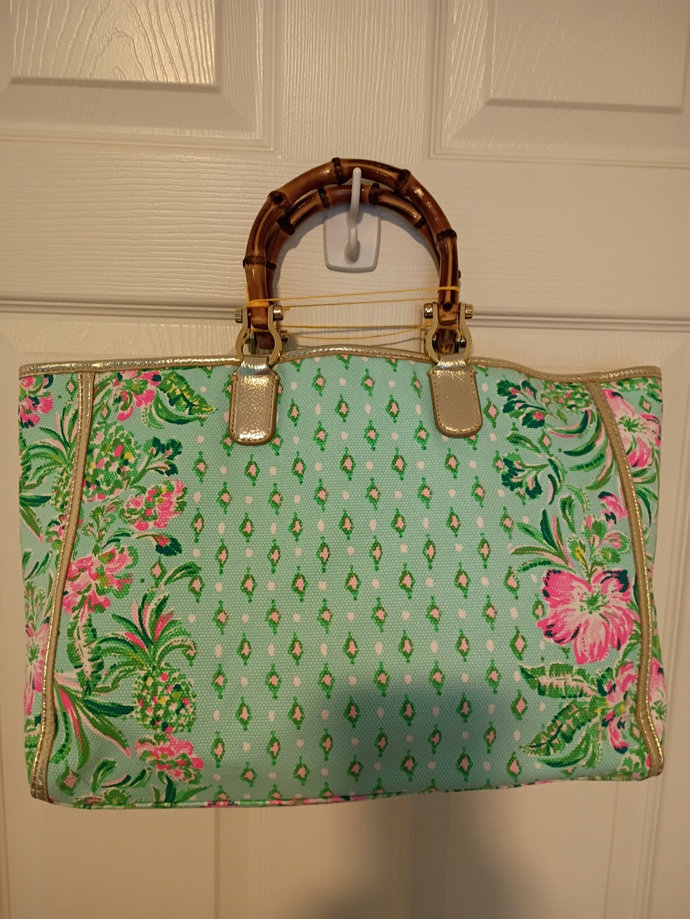 Lilly Pulitzer Greydon Canvas Tote Diamond Girl NEON Pink Accents NWT - Picture 8 of 10